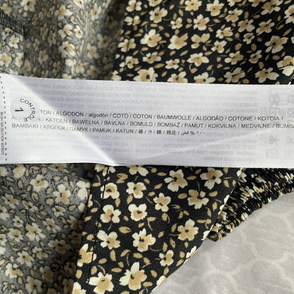 Girl’s Blouse top - Picture 8 of 8